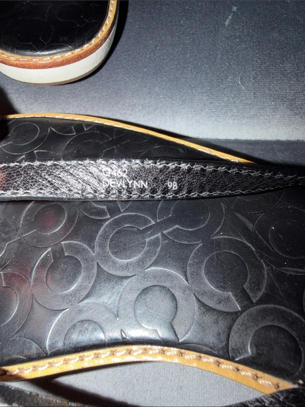 Coach Black Logo Embossed Flip Flop Sandals with Tan Trim size 9